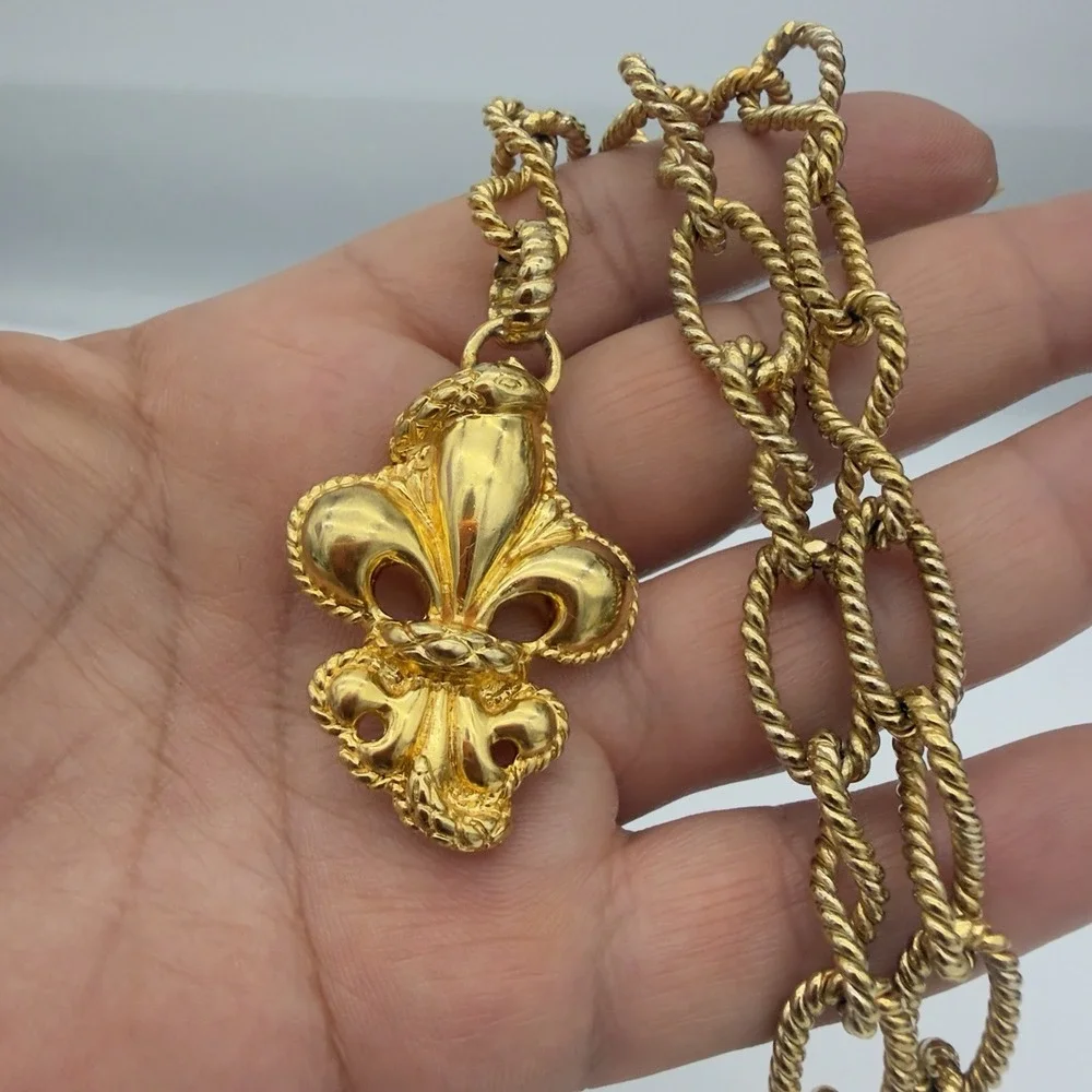 Vtg JUST CAVALLI Fleur De Liss Snake Necklace Chunky Gold Tone Sepant Y Drop